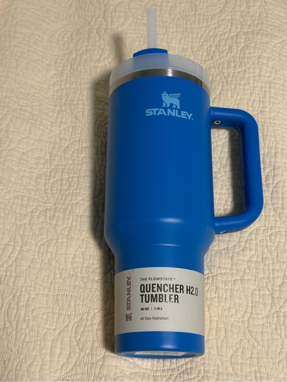Stanley NWT Blue 40oz Flow state Tumbler with Handle and Straw!